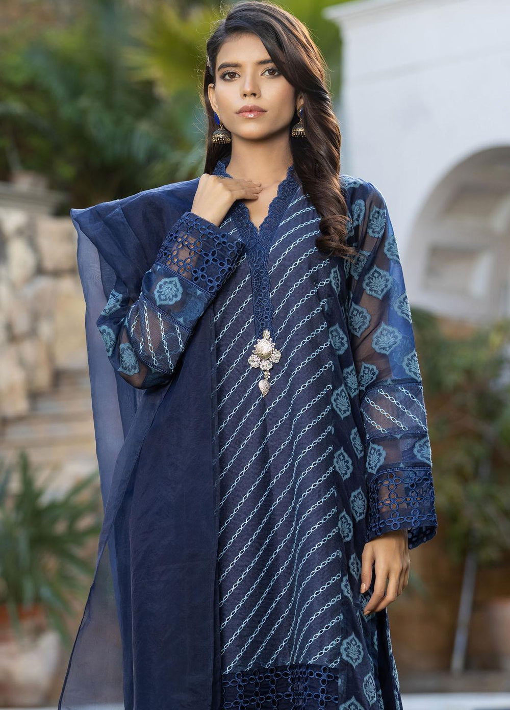 Lakhany Pret  Organza 3 Piece Suit LSM-2716