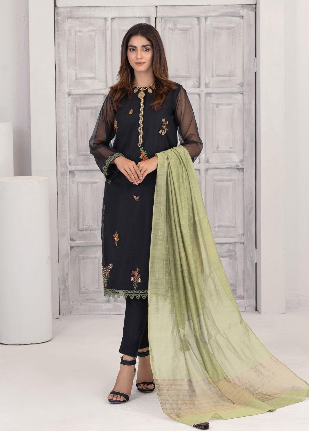 Lakhany Luxury Pret Embroidered Raw Silk 3 Piece Suit LSM21FP-3 LSM-2562