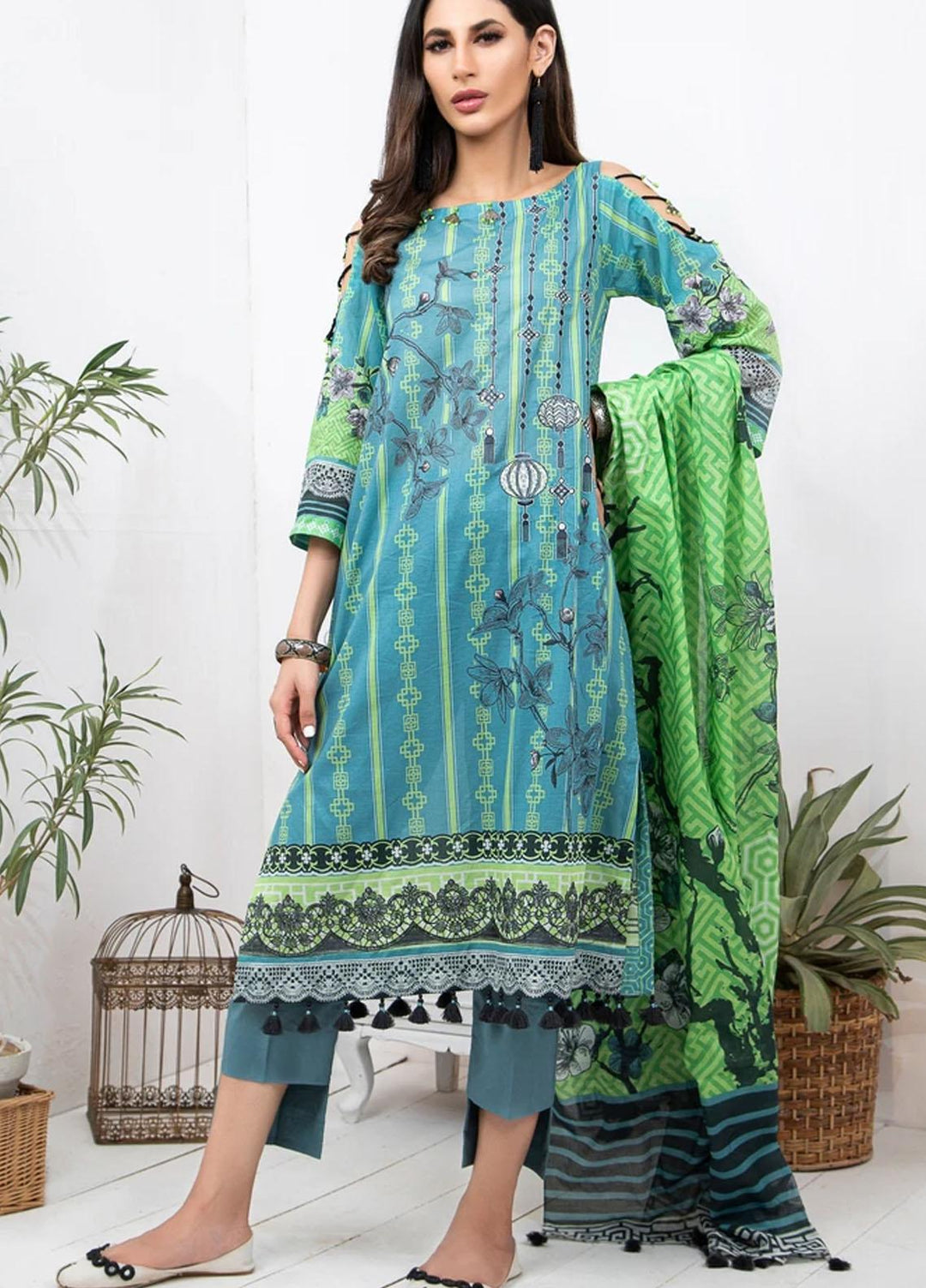 Komal By Lakhany Embroidered Lawn Suits Unstitched 3 Piece LSM21KE MSC-2044 - Summer Collection
