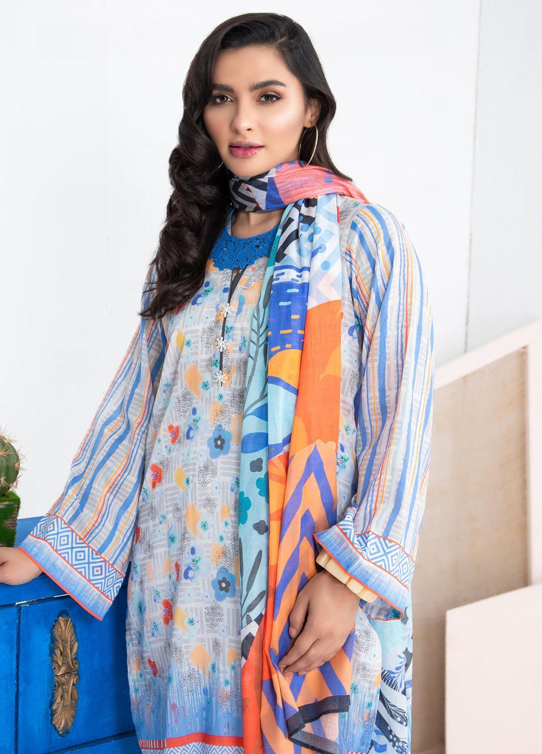 Lakhany Printed Lawn Suits Unstitched 3 Piece LSM21KP KPL-2017-B - Summer Collection