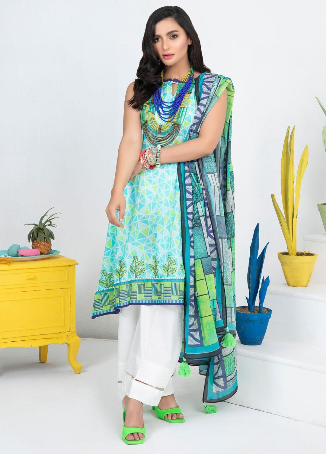 Lakhany Printed Lawn Suits Unstitched 3 Piece LSM21KP KPL-2018-B - Summer Collection