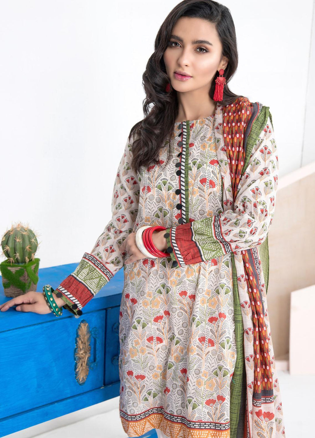 Lakhany Printed Lawn Suits Unstitched 3 Piece LSM21KP KPL-2022-B - Summer Collection