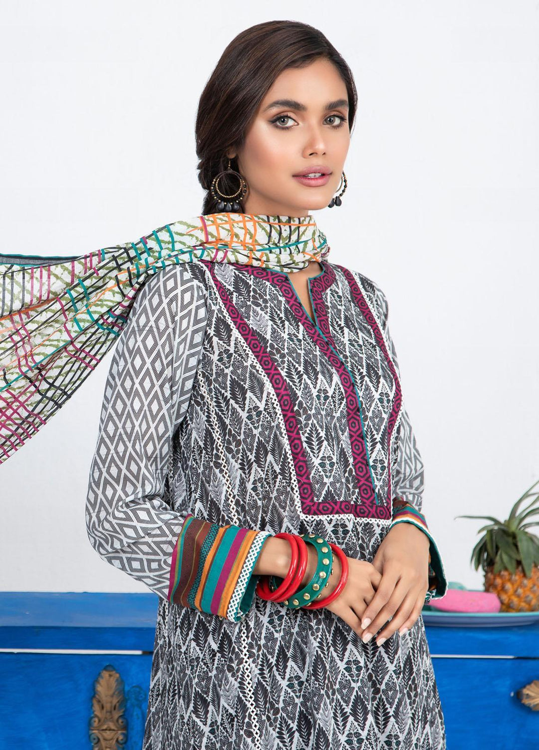 Lakhany Printed Lawn Suits Unstitched 3 Piece LSM21KP KPL-2024-B - Summer Collection