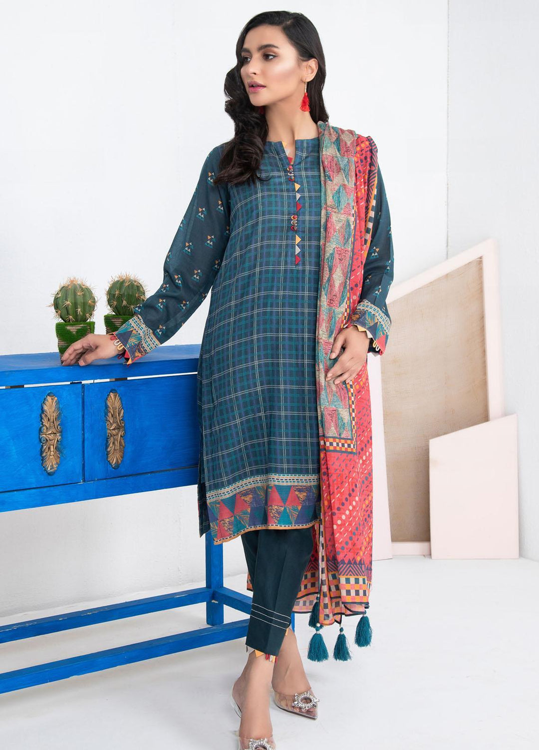 Lakhany Printed Lawn Suits Unstitched 3 Piece LSM21KP KPL-2025-A - Summer Collection