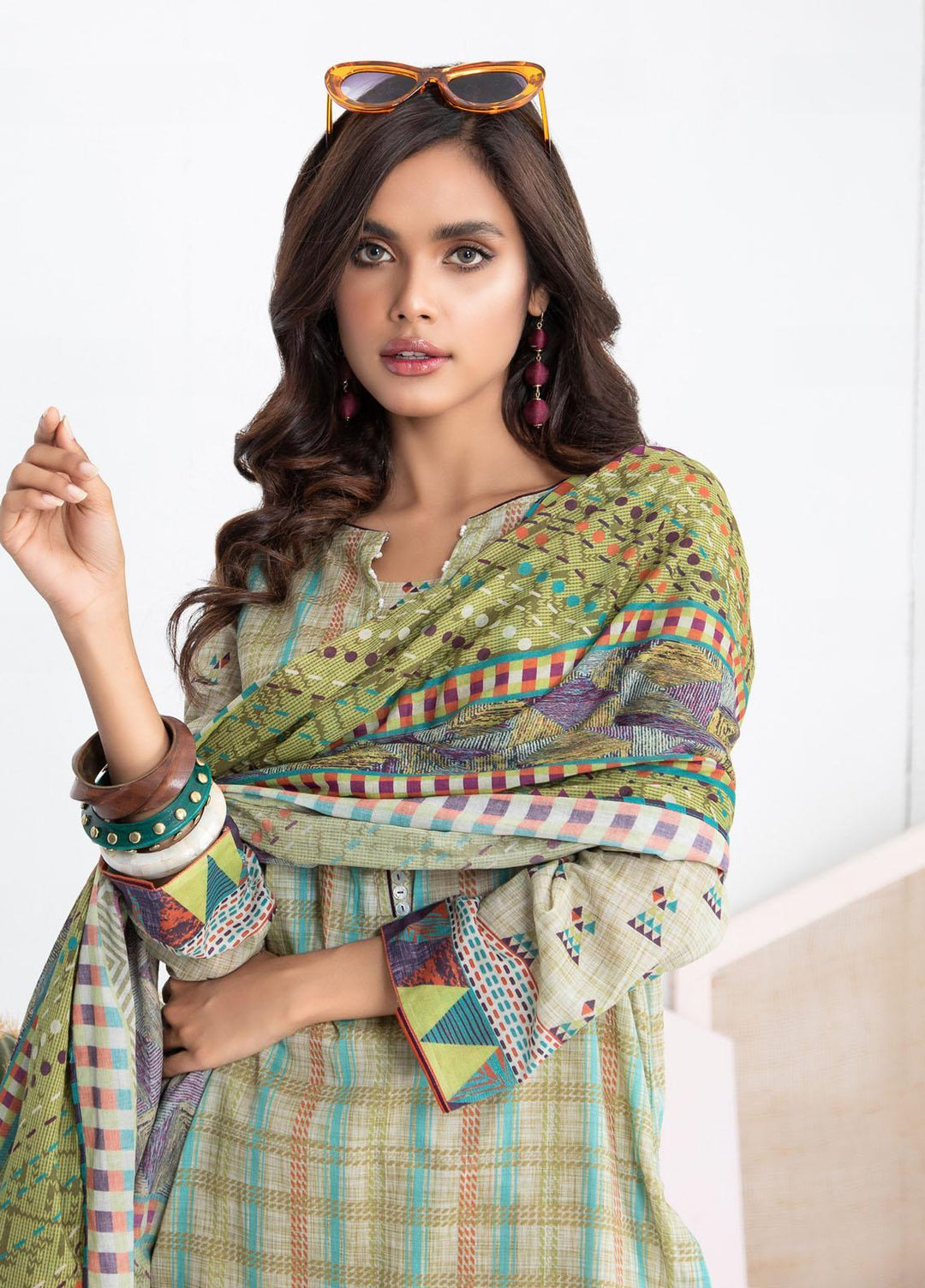 Lakhany Printed Lawn Suits Unstitched 3 Piece LSM21KP KPL-2025-B - Summer Collection