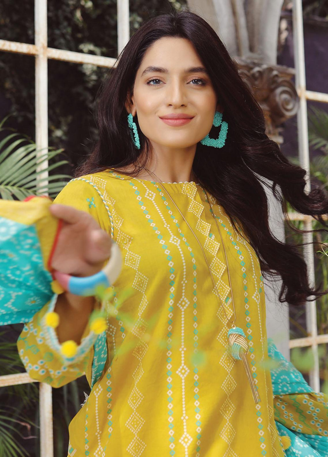 Komal Prints By Lakhany Printed Lawn Suits Unstitched 3 Piece LSM22KP KPC-7422-A - Summer Collection