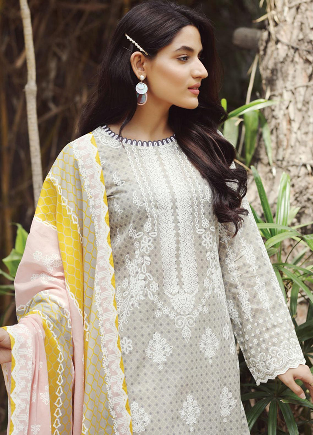 Komal Prints By Lakhany Printed Lawn Suits Unstitched 3 Piece LSM22KP KPC-7424-A - Summer Collection
