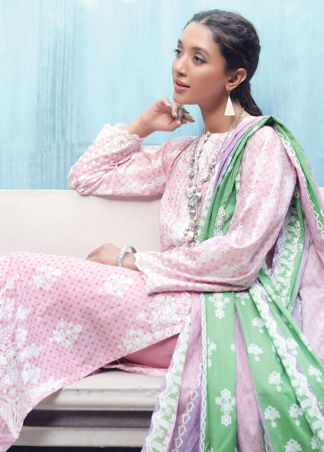 Komal Prints By Lakhany Printed Lawn Suits Unstitched 3 Piece LSM22KP KPC-7424-B - Summer Collection