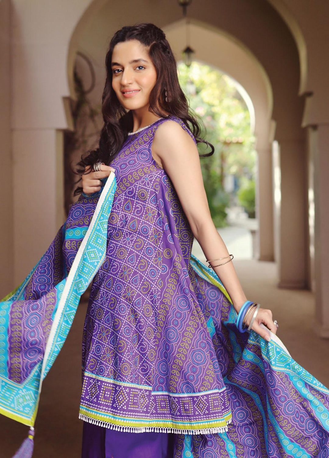 Komal Prints By Lakhany Printed Lawn Suits Unstitched 3 Piece LSM22KP KPC-7429-B - Summer Collection