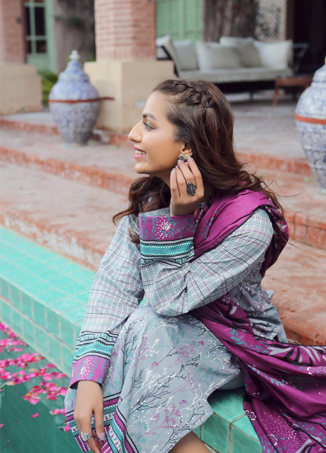 Komal By Lakhany Printed Lawn Suits Unstitched 3 Piece LSM22K KP-2021-A - Summer Collection