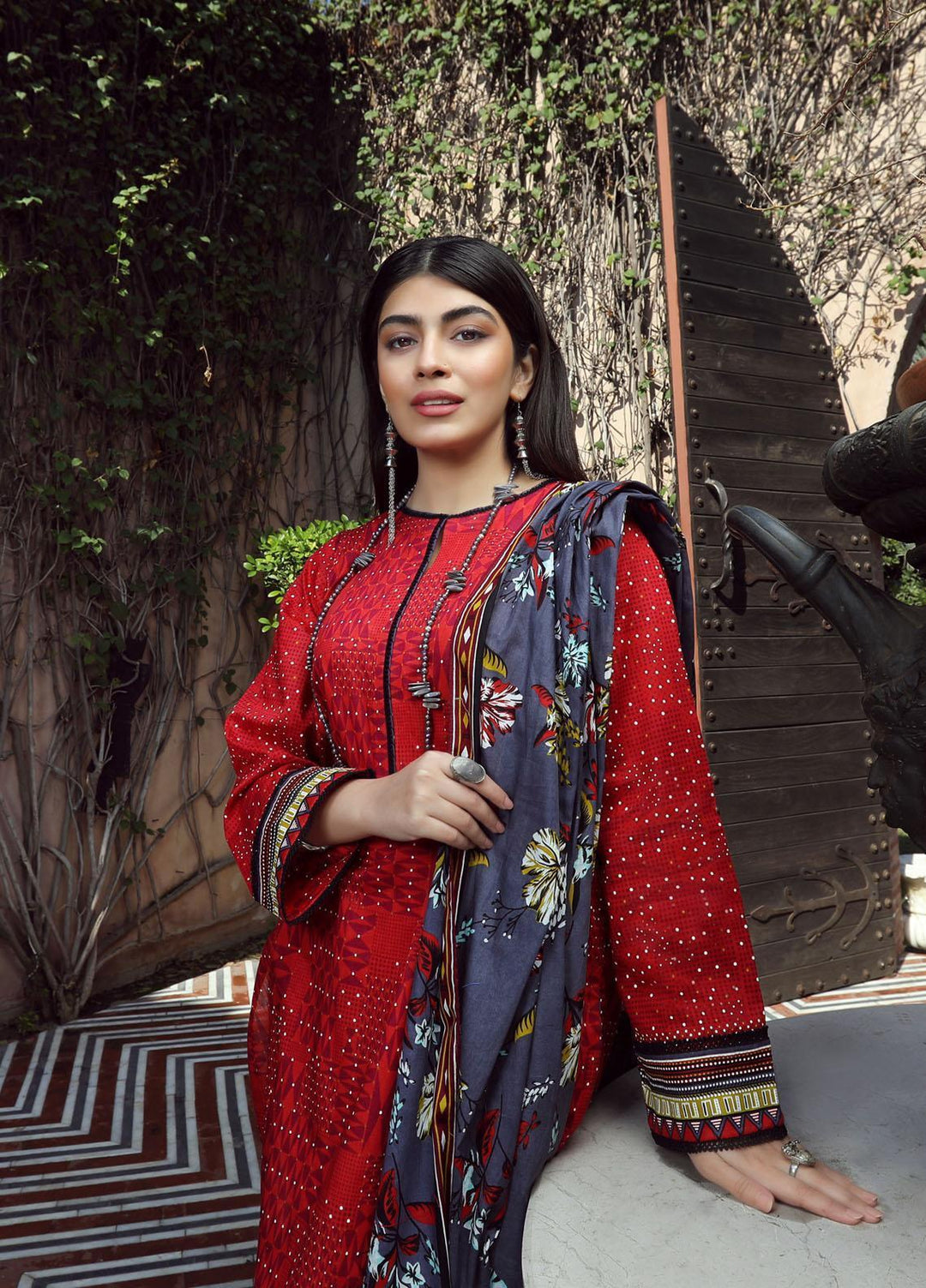 Komal By Lakhany Printed Lawn Suits Unstitched 3 Piece LSM22K KP-2022-A - Summer Collection