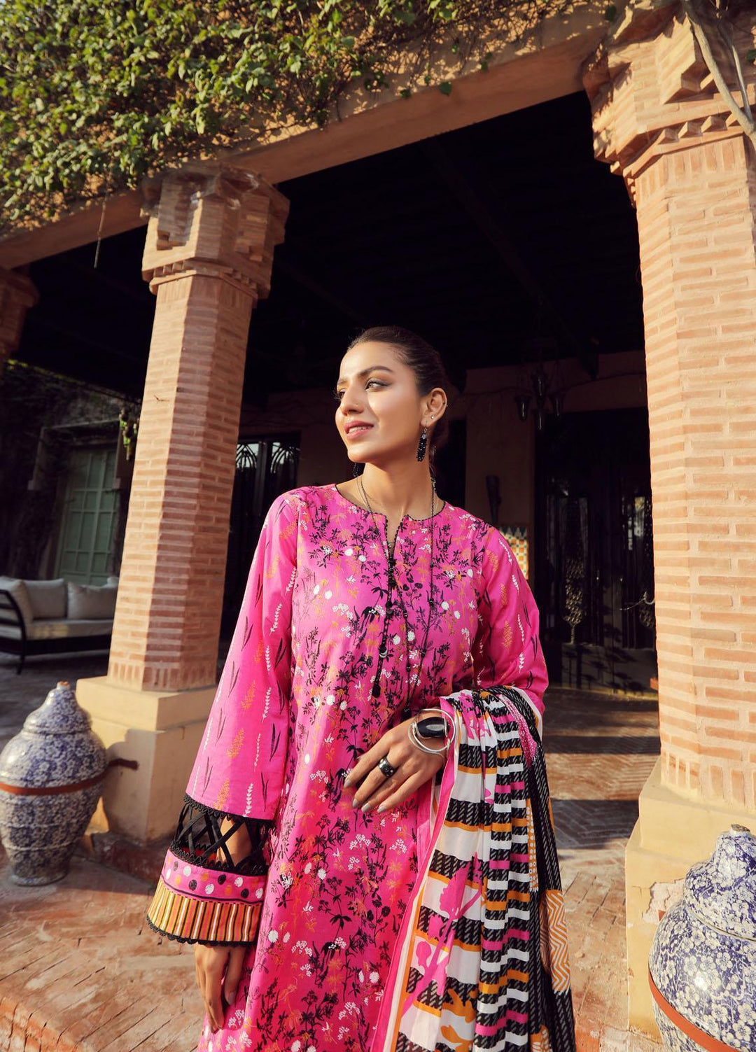 Komal By Lakhany Printed Lawn Suits Unstitched 3 Piece LSM22K KP-2024-B - Summer Collection