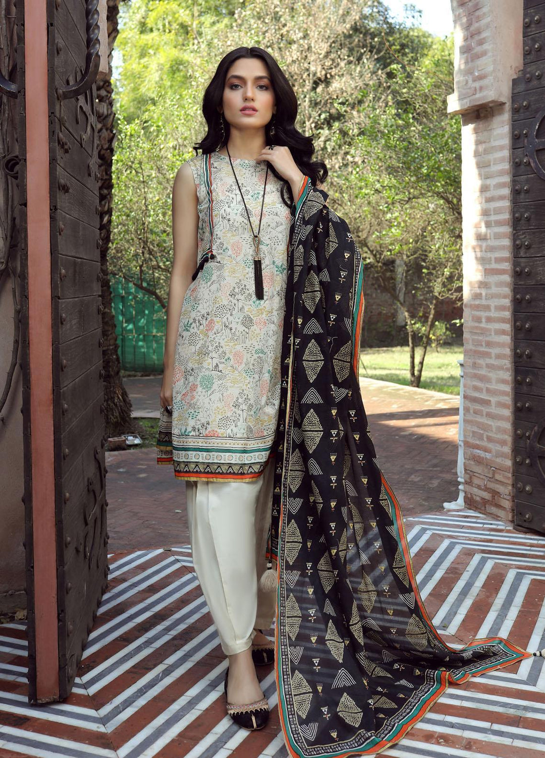 Komal By Lakhany Printed Lawn Suits Unstitched 3 Piece LSM22K KP-2027-B - Summer Collection