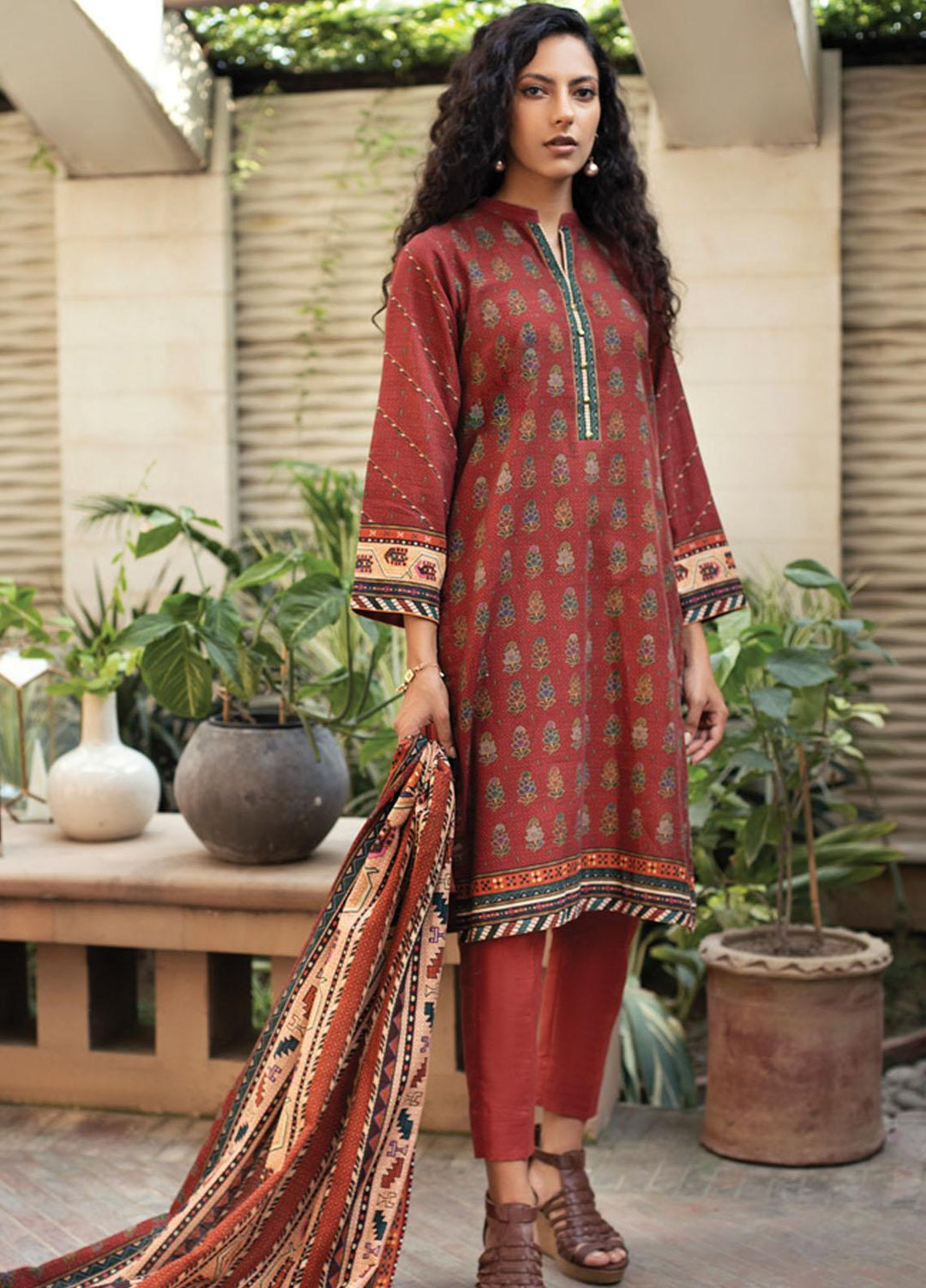 Lakhany Printed Khaddar Suits Unstitched 3 Piece LSM21KK KPW-510 - Winter Collection