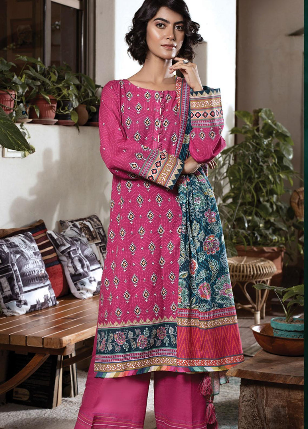 Lakhany Printed Khaddar Suits Unstitched 3 Piece LSM21KK KPW-514 - Winter Collection