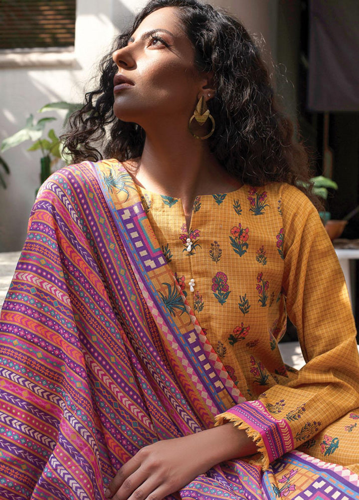 Lakhany Printed Khaddar Suits Unstitched 3 Piece LSM21KK KPW-517 - Winter Collection