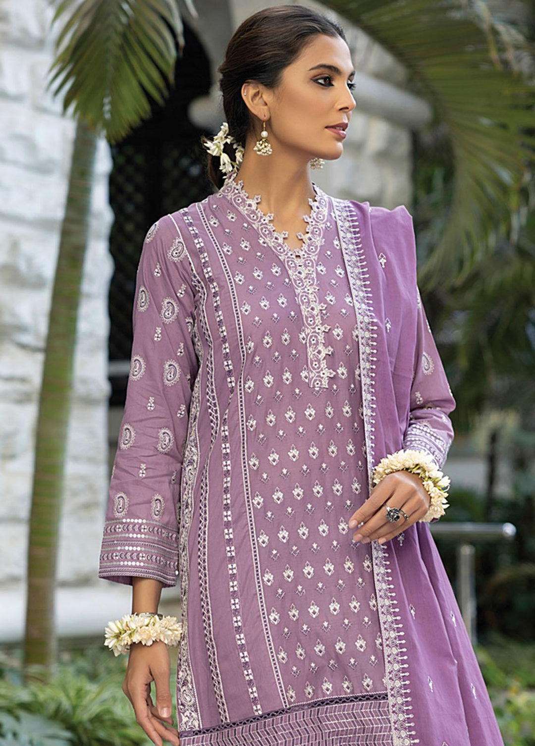 Luckhnowi By Lakhany Embroidered Lawn Suits Unstitched 3 Piece LSM23L LED-0024 - Premium Collection