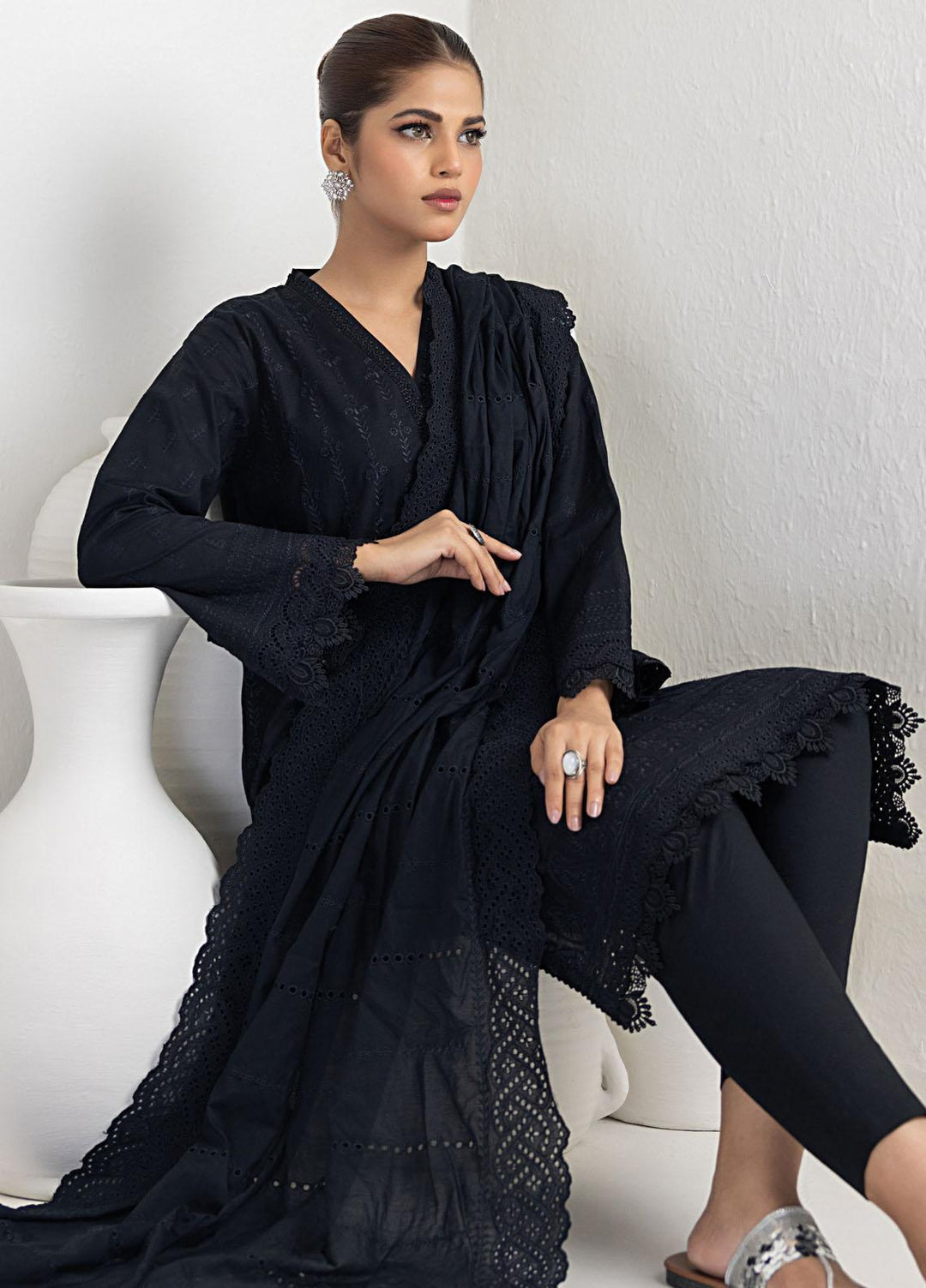 Lakhany Embroidered Lawn Suits Unstitched 3 Piece LSM23MC LG-ZH-0050 - Summer Collection