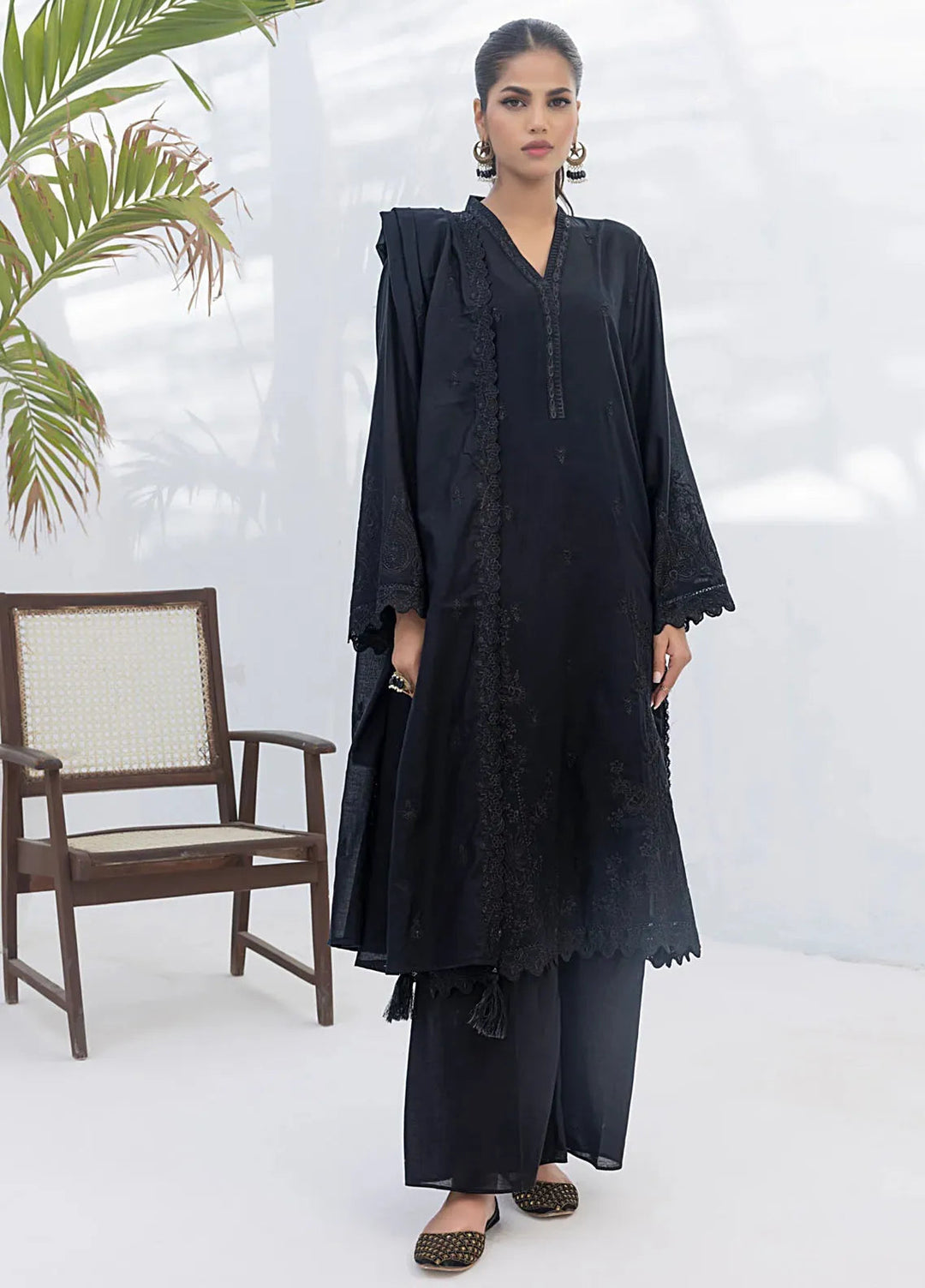 Lakhany Monochrome Embroidered Lawn Suit Unstitched 3 Piece LSM24ML LG-IZ-0182 - Summer Collection