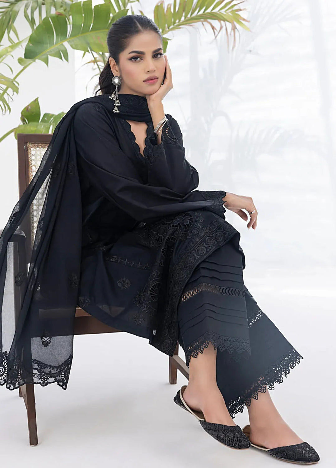 Lakhany Monochrome Embroidered Lawn Suit Unstitched 3 Piece LSM24ML LG-UB-0055 - Summer Collection