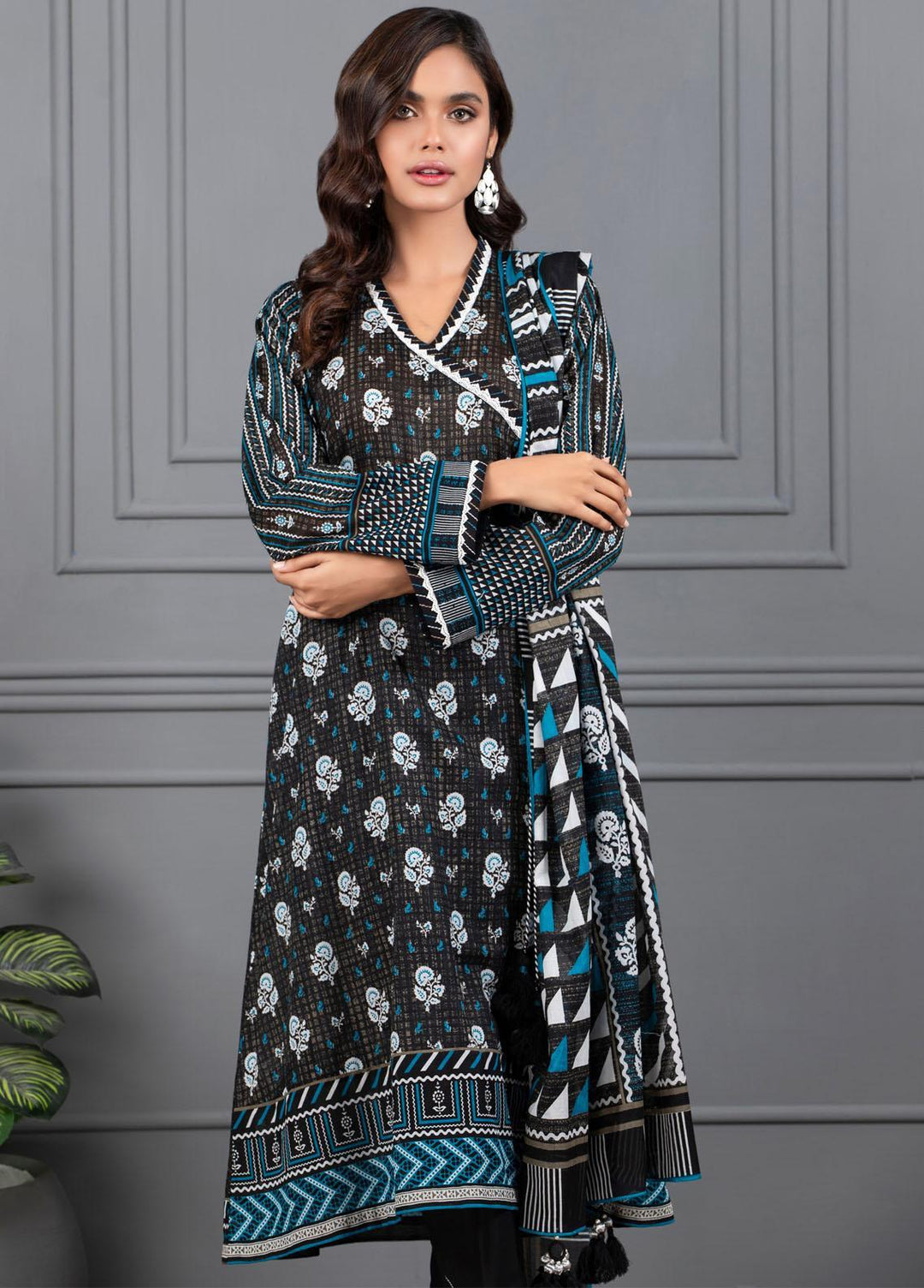 Monochrome By Lakhany Printed Lawn Suits Unstitched 3 Piece LSM21M 7012 - Summer Collection