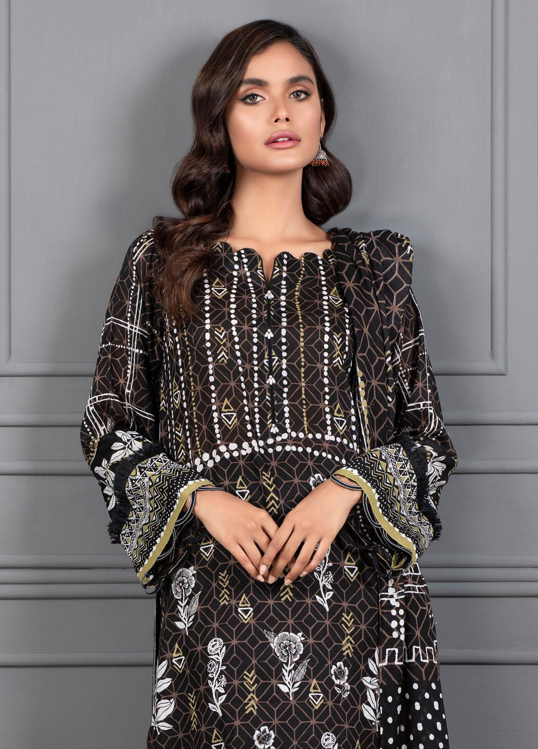 Monochrome By Lakhany Printed Lawn Suits Unstitched 3 Piece LSM21M 7020 - Summer Collection