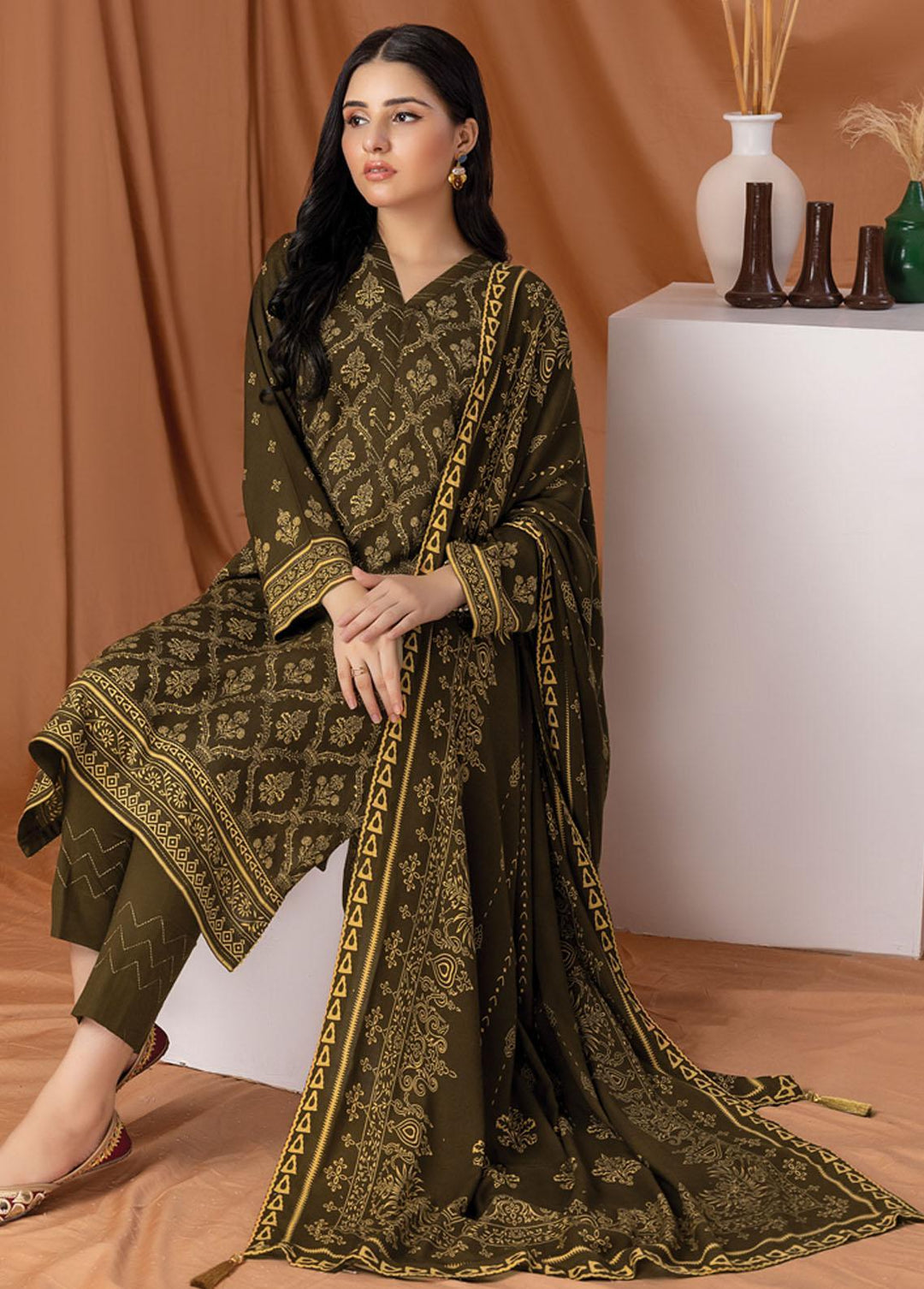 Lakhany Printed Pashmina Suits Unstitched 3 Piece LSM22P PPC-304-A - Winter Collection
