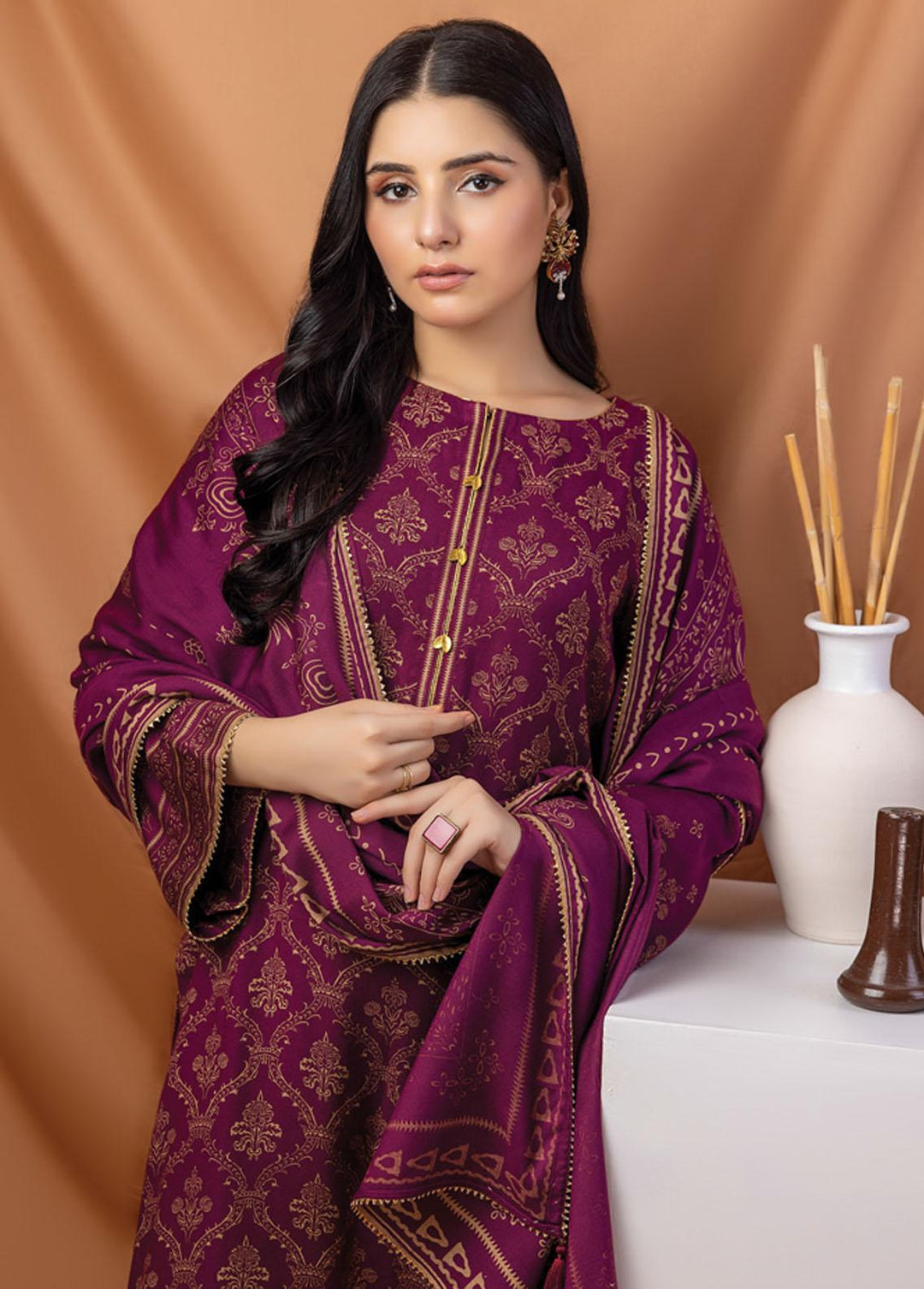Lakhany Printed Pashmina Suits Unstitched 3 Piece LSM22P PPC-304-B - Winter Collection