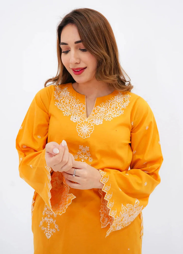 Lakhany Pret Embroidered Cambric 2 Piece Suit LSM-3751