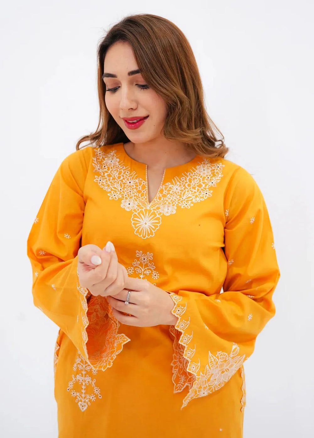 Lakhany Pret Embroidered Cambric 2 Piece Suit LSM-3751
