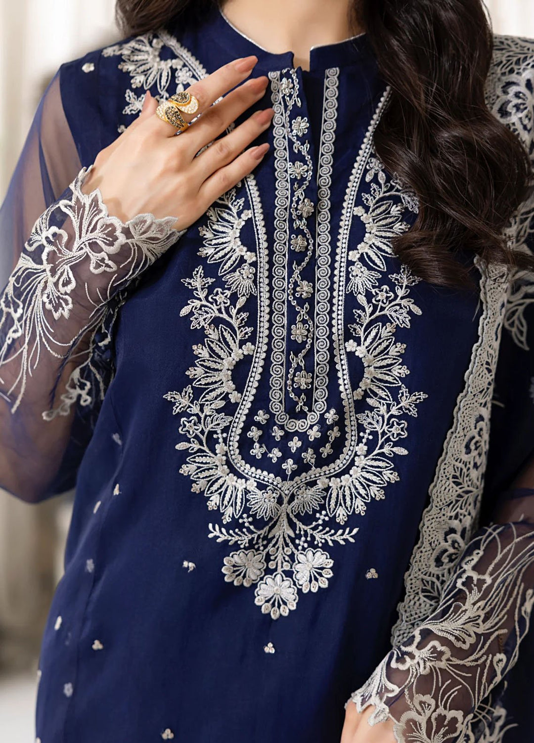 Lakhany Pret Embroidered Organza 3 Piece Suit LG-UB-0132
