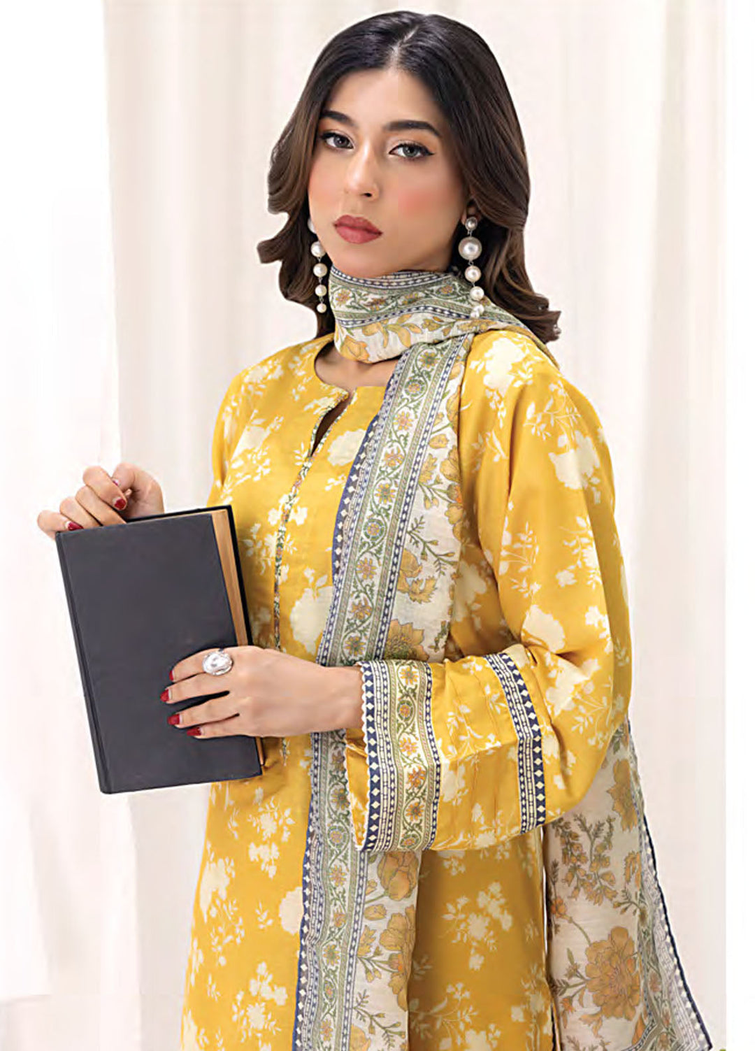 Lakhany Printed Bana dora Suits Unstitched 3 Piece LSM25MP MP-0101 - Summer Collection