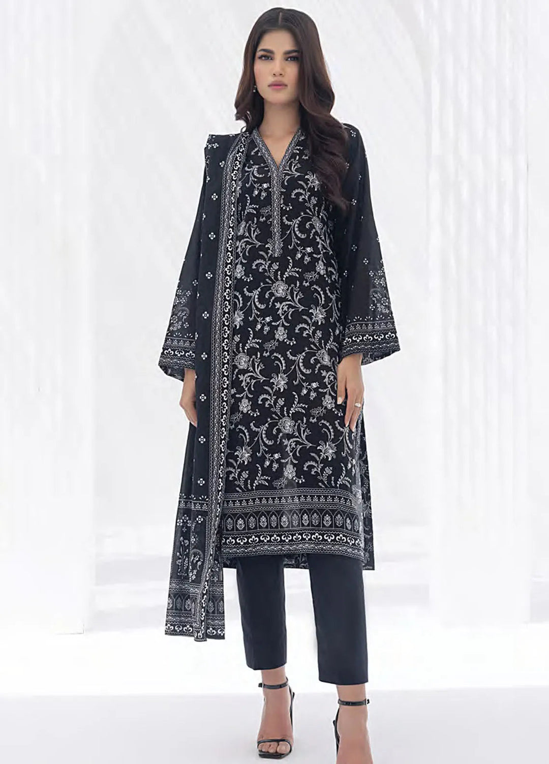 Lakhany Printed Lawn Suit Unstitched 3 Piece LSM24MC LG-IG-0185 - Summer Collection