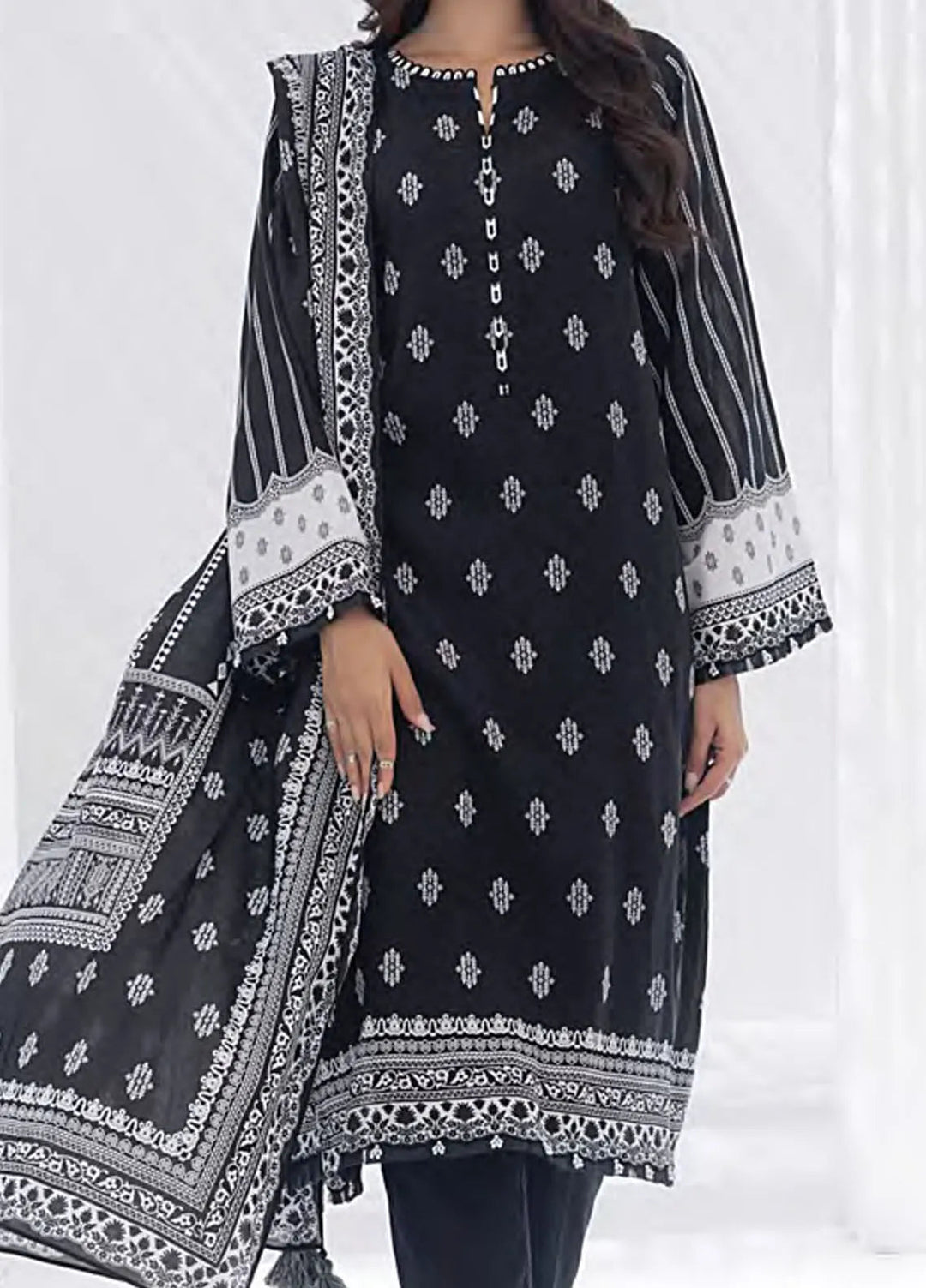 Lakhany Printed Lawn Suit Unstitched 3 Piece LSM24MC LG-SK-0233 - Summer Collection