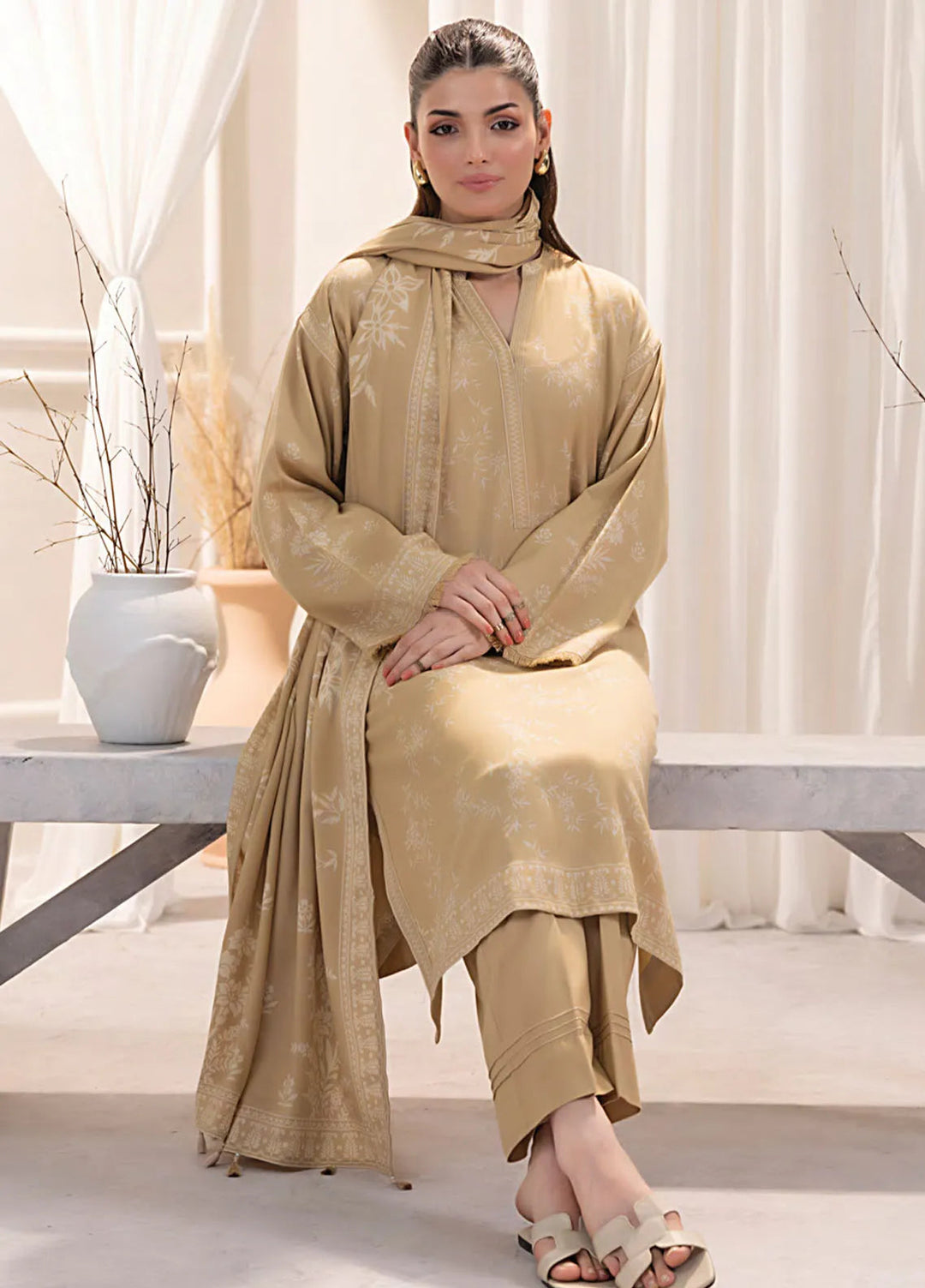 Lakhany Printed Wool Suit Unstitched 3 Piece LSM24CW LG-IZ-0269-A - Winter Collection