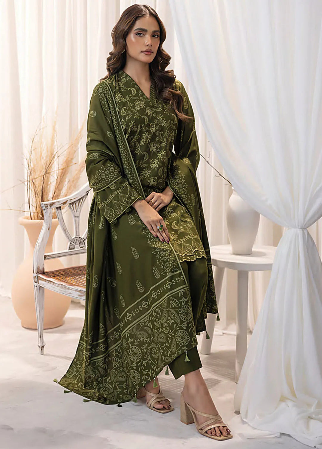 Lakhany Printed Wool Suit Unstitched 3 Piece LSM24CW LG-UB-0095-C - Winter Collection