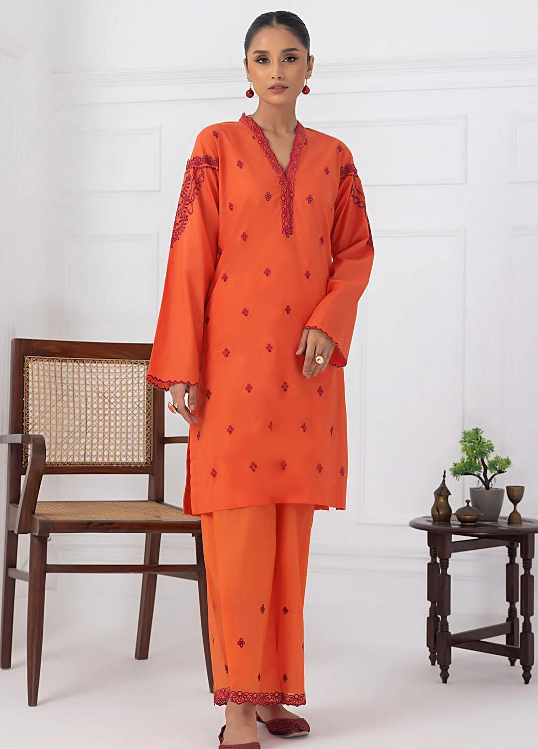 Lakhany Pret Embroidered Cambric 2 Piece Suit LSM23SP LG-SK-0079