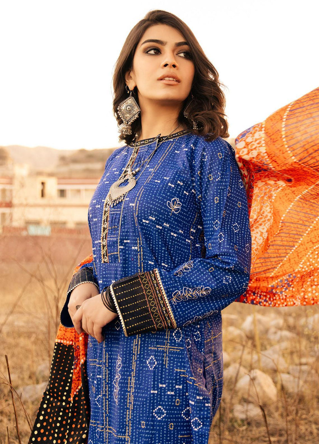 Lakhany Embroidered Lawn Suits Unstitched 3 Piece LSM21S BP-2047 - Summer Collection