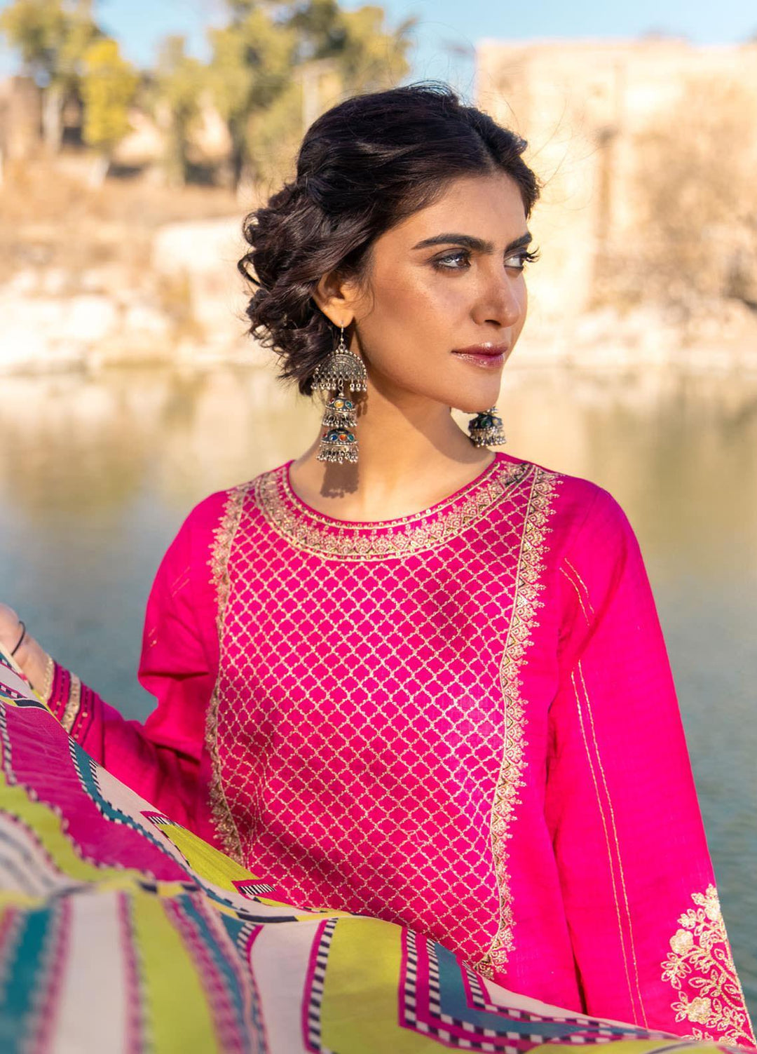 Lakhany Embroidered Jacquard Suits Unstitched 3 Piece LSM21S SG-2105 - Summer Collection