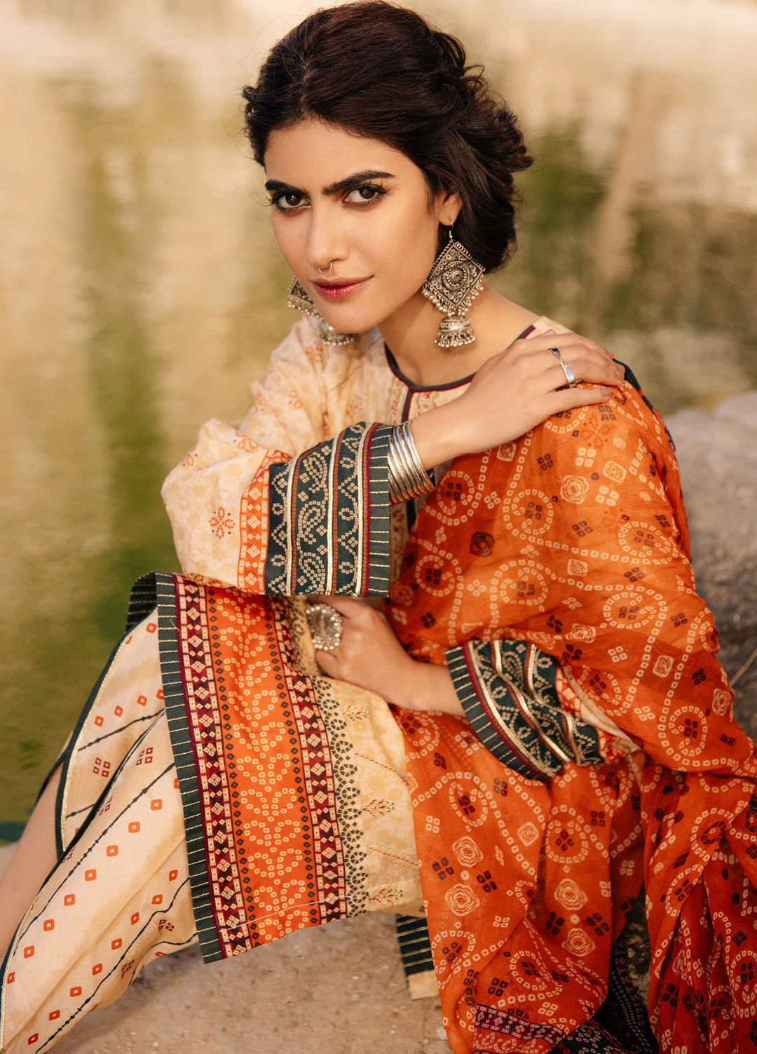 Lakhany Embroidered Lawn Suits Unstitched 3 Piece LSM21S SG-2108 - Summer Collection