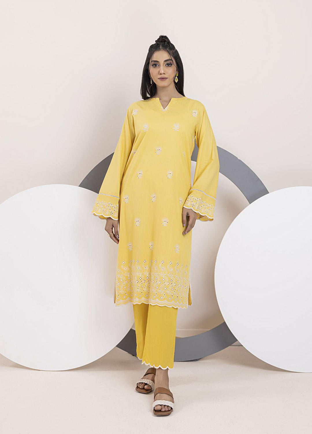 Lakhany Pret Embroidered Jacquard 2 Piece Suit LSM-3055