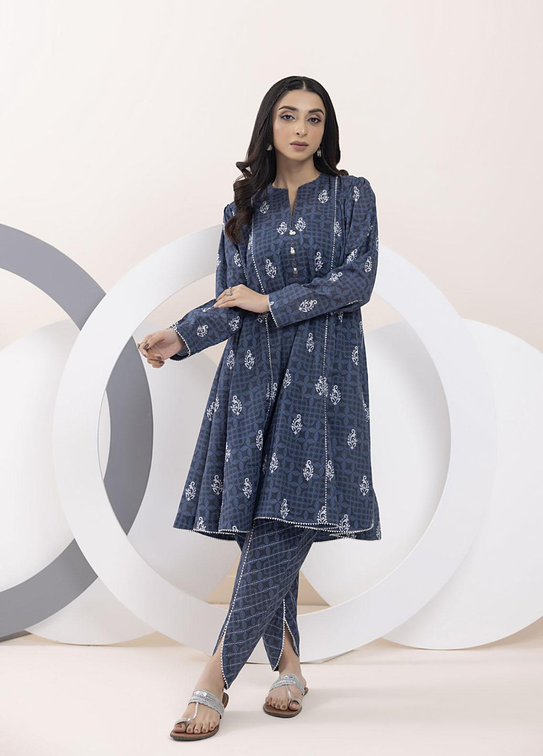 Lakhany Pret Printed Lawn 2 Piece Suit LSM-3036