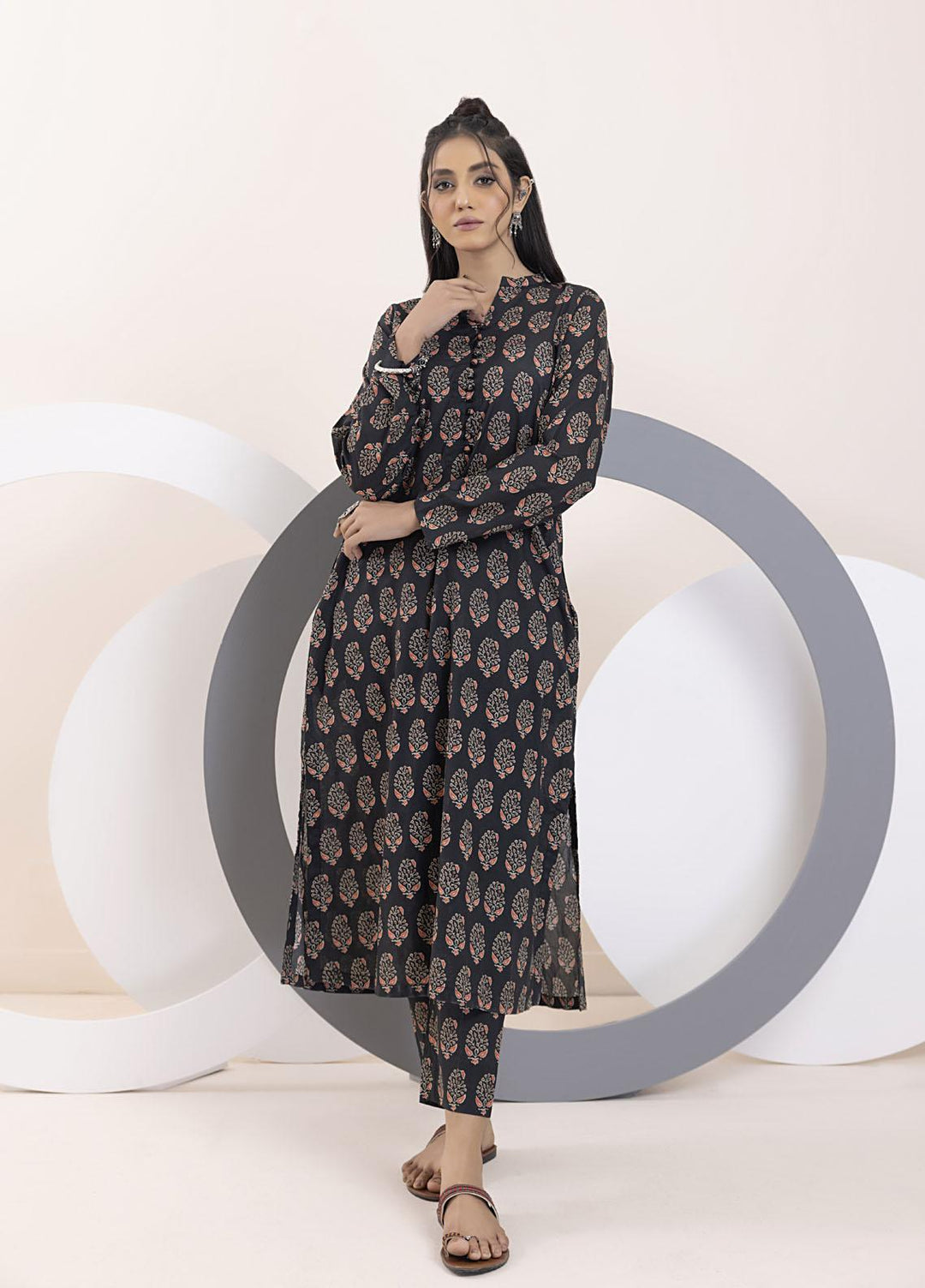 Lakhany Pret Printed Lawn 2 Piece Suit LSM-3034