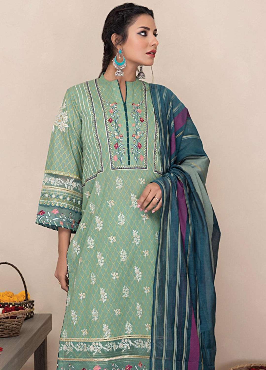 Lakhany Embroidered Lawn Suits Unstitched 3 Piece LSM23SS LG-EA-0345 - Spring / Summer Collection