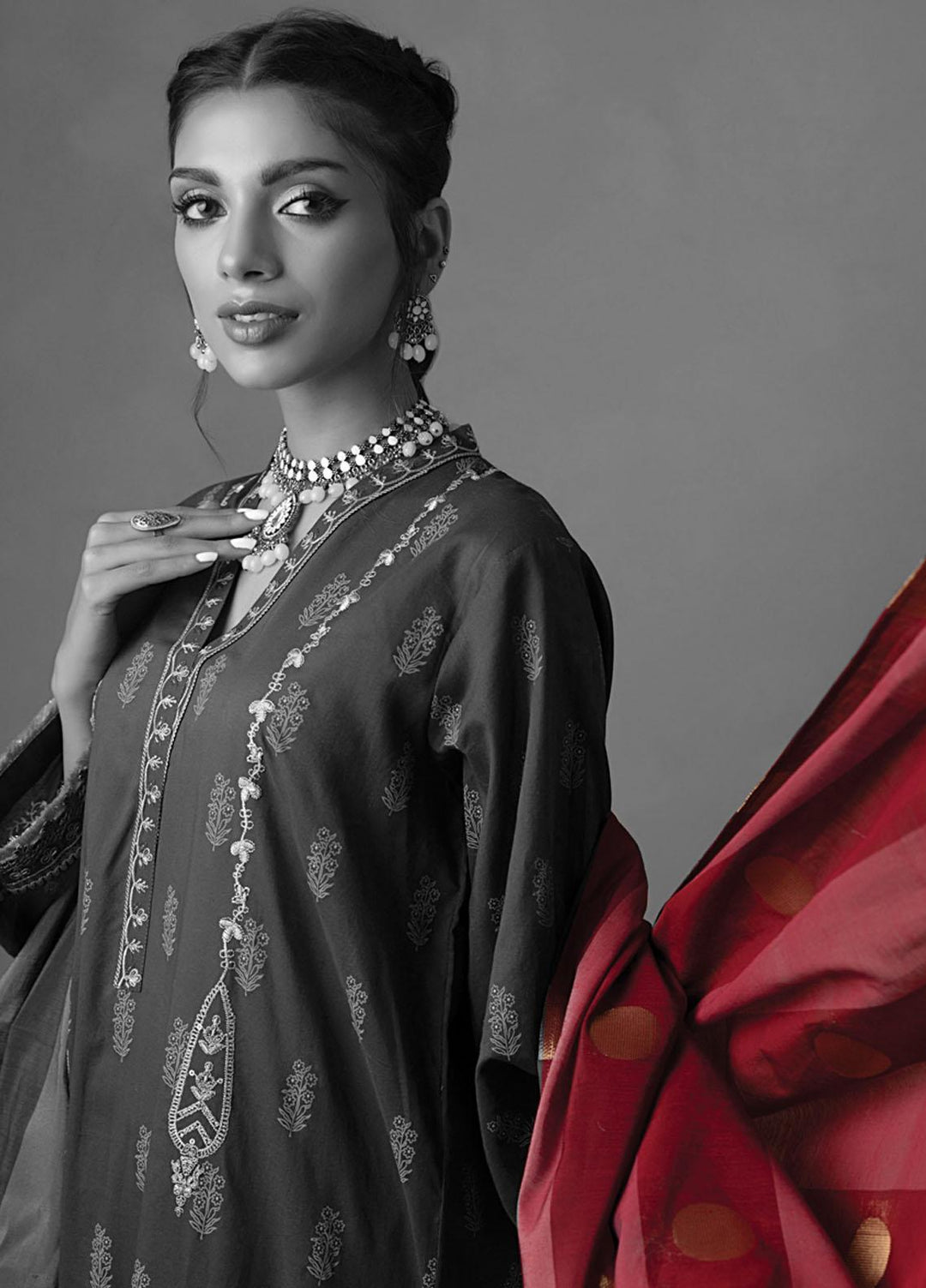 Lakhany Embroidered Lawn Suits Unstitched 3 Piece LSM23SS LG-EA-0436 - Spring / Summer Collection