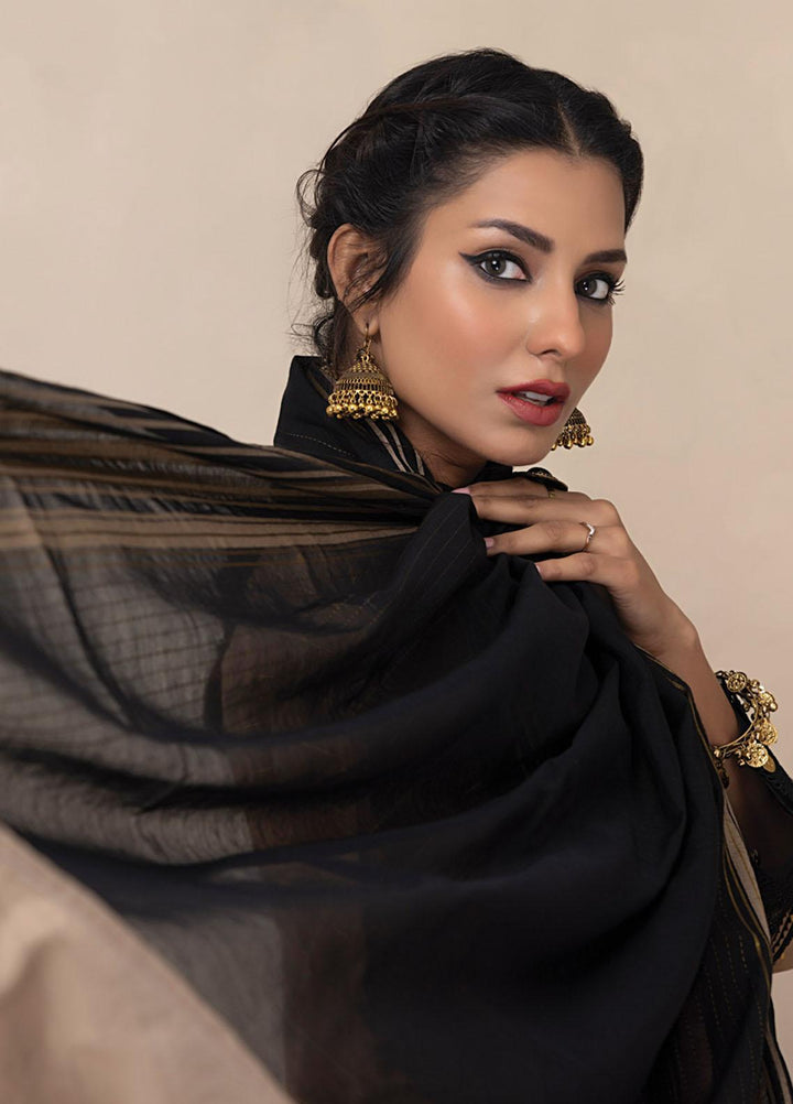 Lakhany Embroidered Lawn Suits Unstitched 3 Piece LSM23SS LG-SR-0101 - Spring / Summer Collection