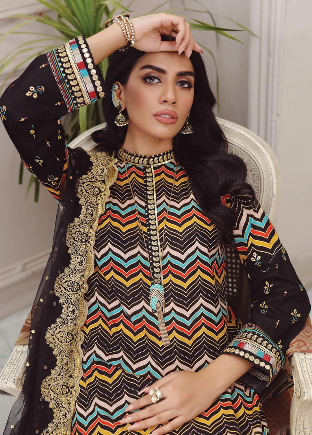 Lakhany Embroidered Lawn Suits Unstitched 3 Piece LSM23SG SG-5015 - Summer Collection