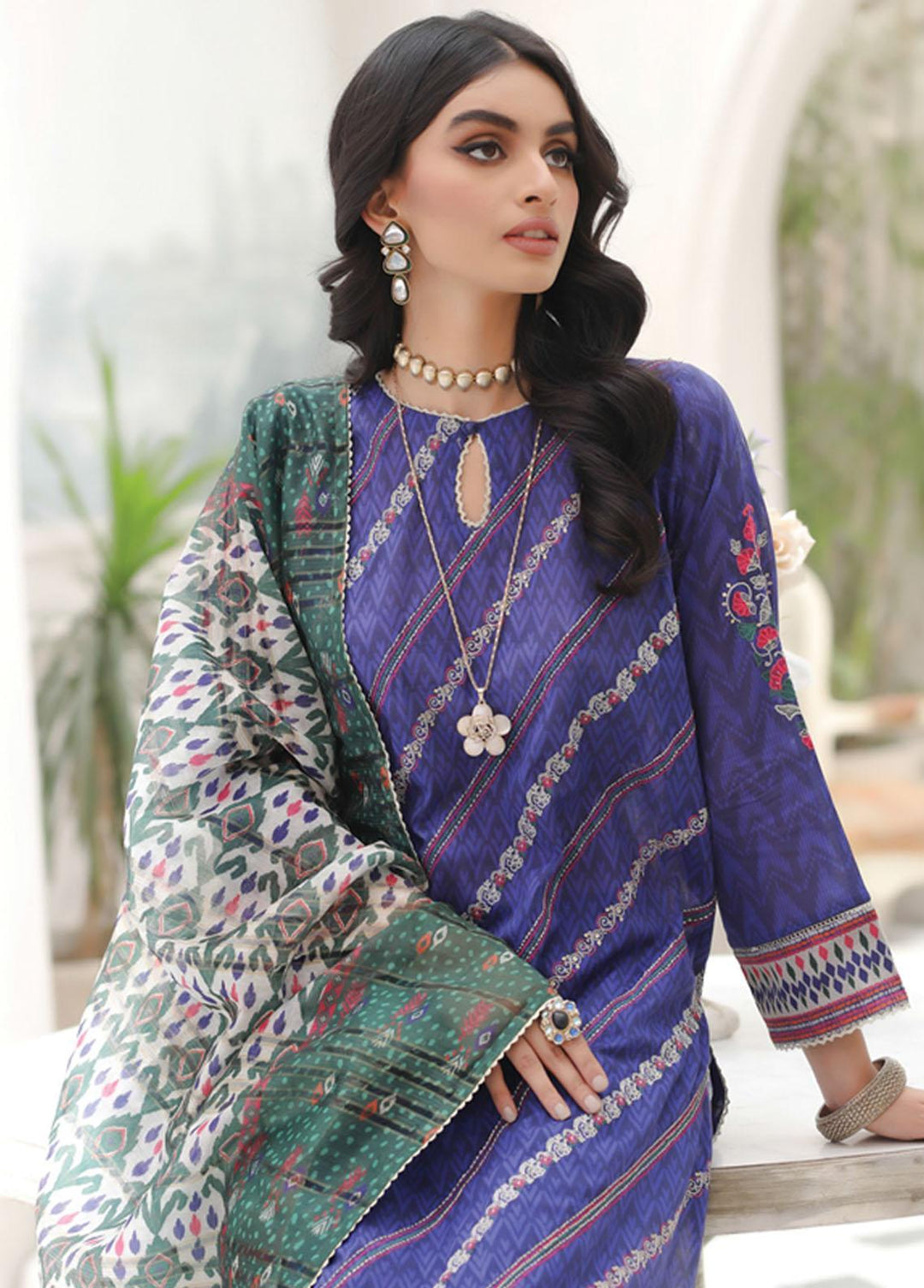 Lakhany Embroidered Lawn Suits Unstitched 3 Piece LSM23SG SG-5013 - Summer Collection