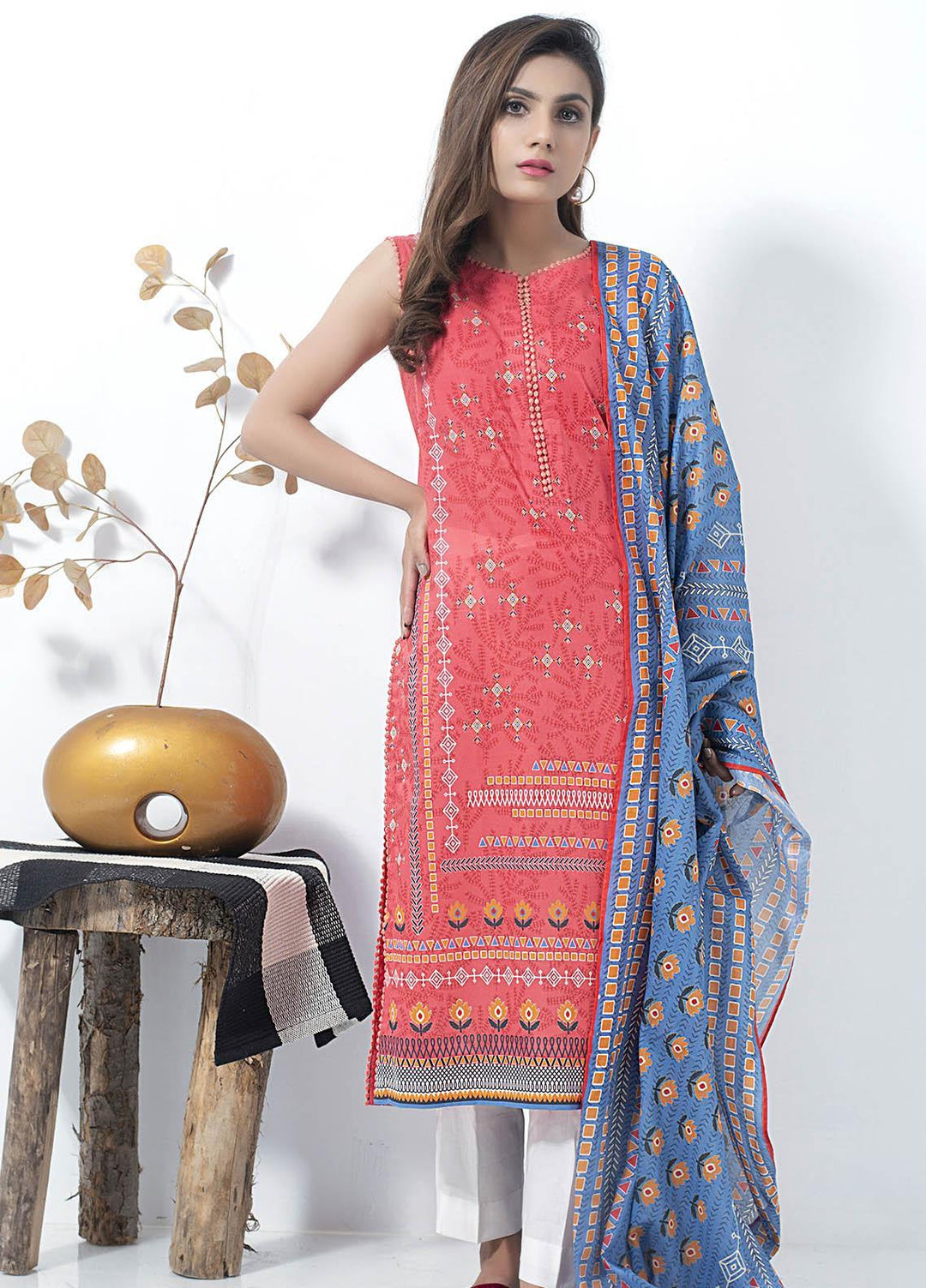 Lakhany Printed Lawn Suits Unstitched 2 Piece LSM21SP SD-2147 - Summer Collection