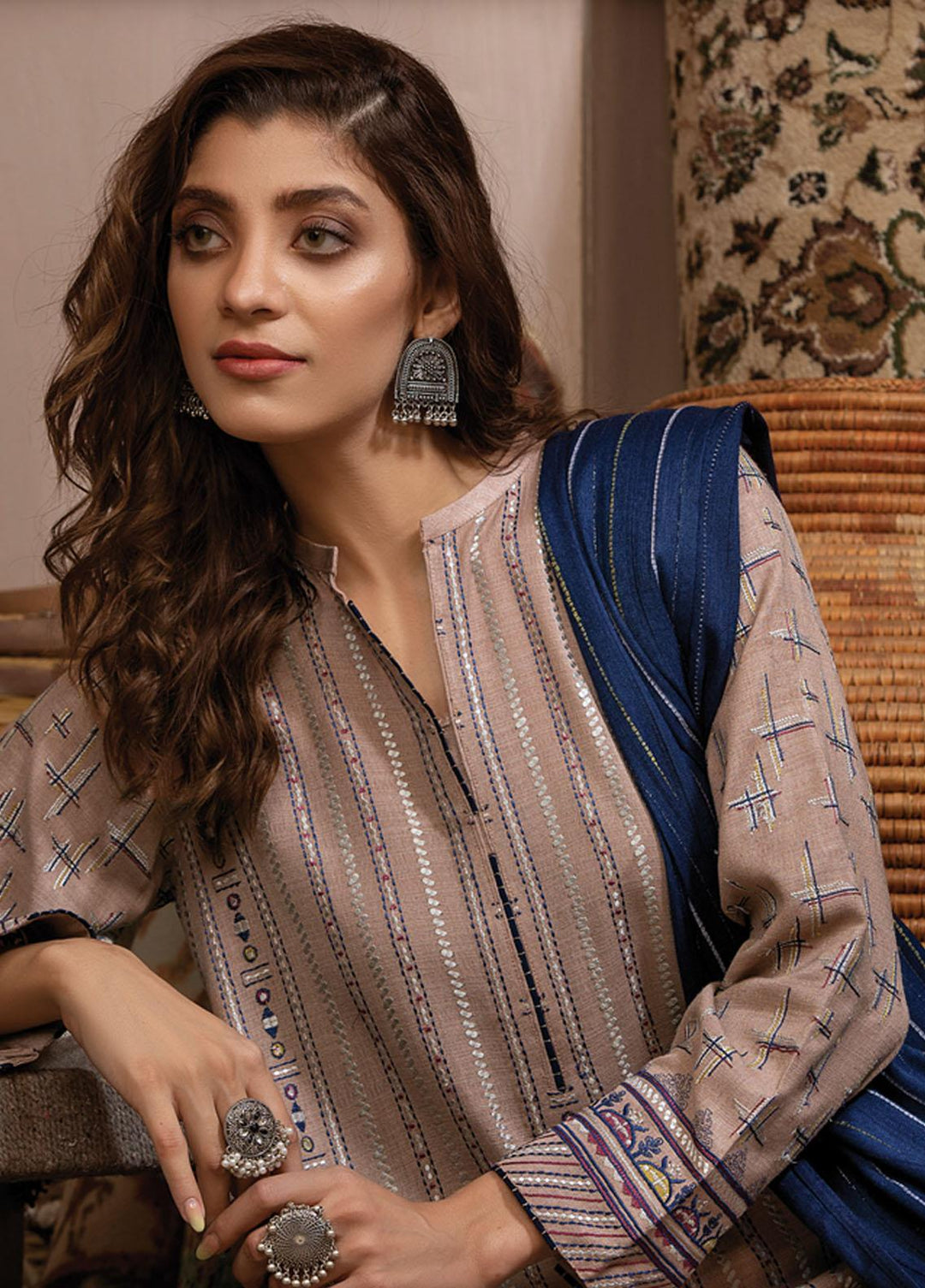 Lakhany Embroidered Slub Suits Unstitched 3 Piece LSM21WS WEC-5027 - Winter Collection